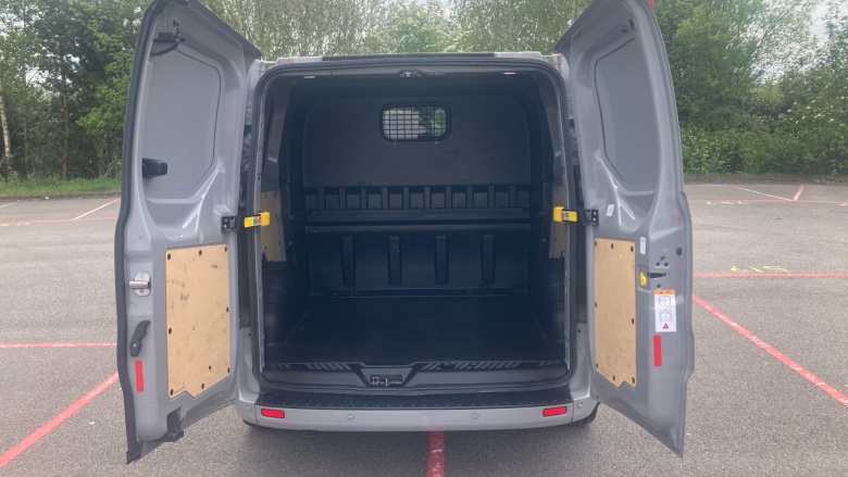 Ford Transit Custom 300 L1 Diesel Fwd 2.0 EcoBlue Hybrid 130ps L/Rf D/Cab Limited Van